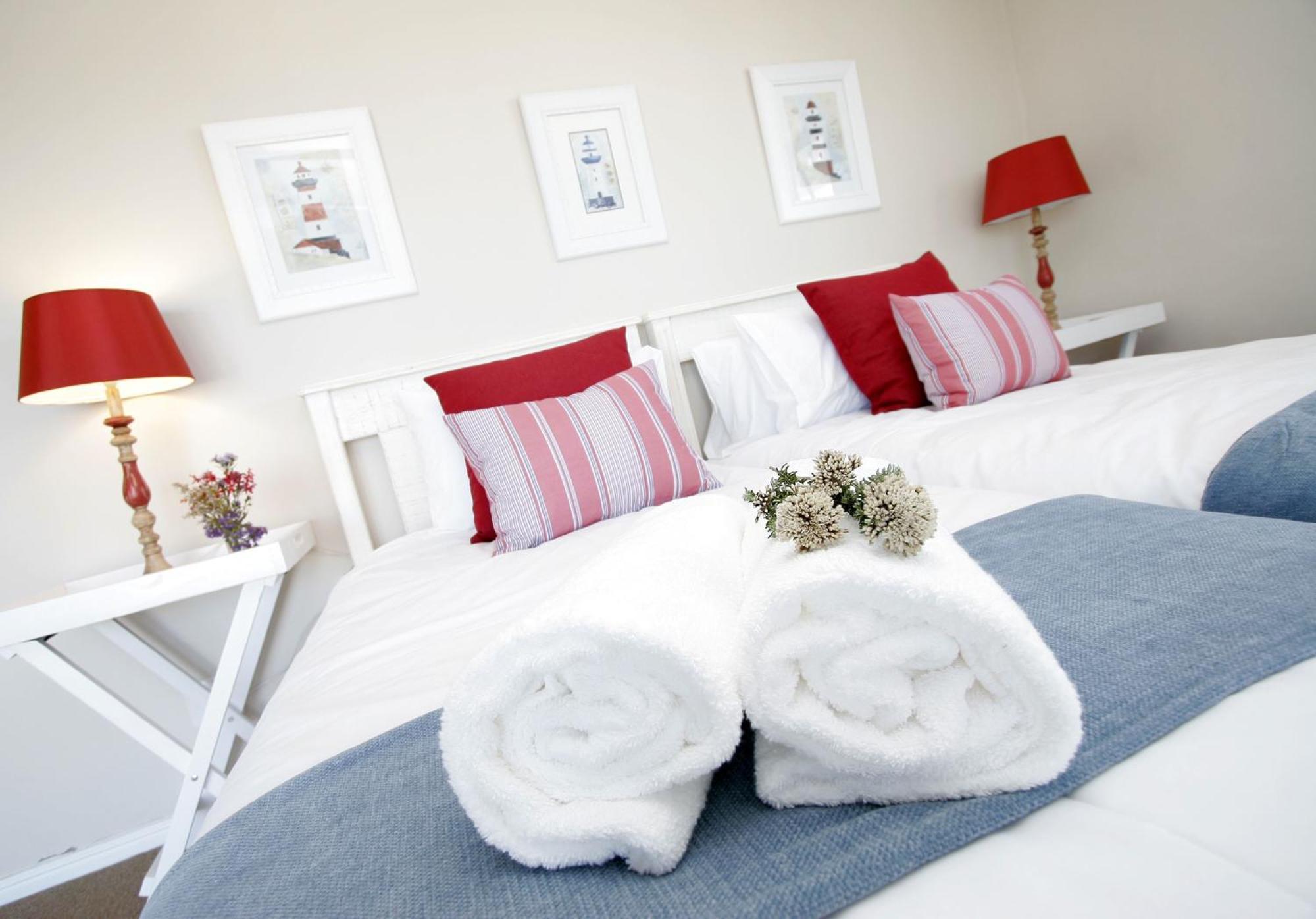 The Beach House Port Alfred Room photo