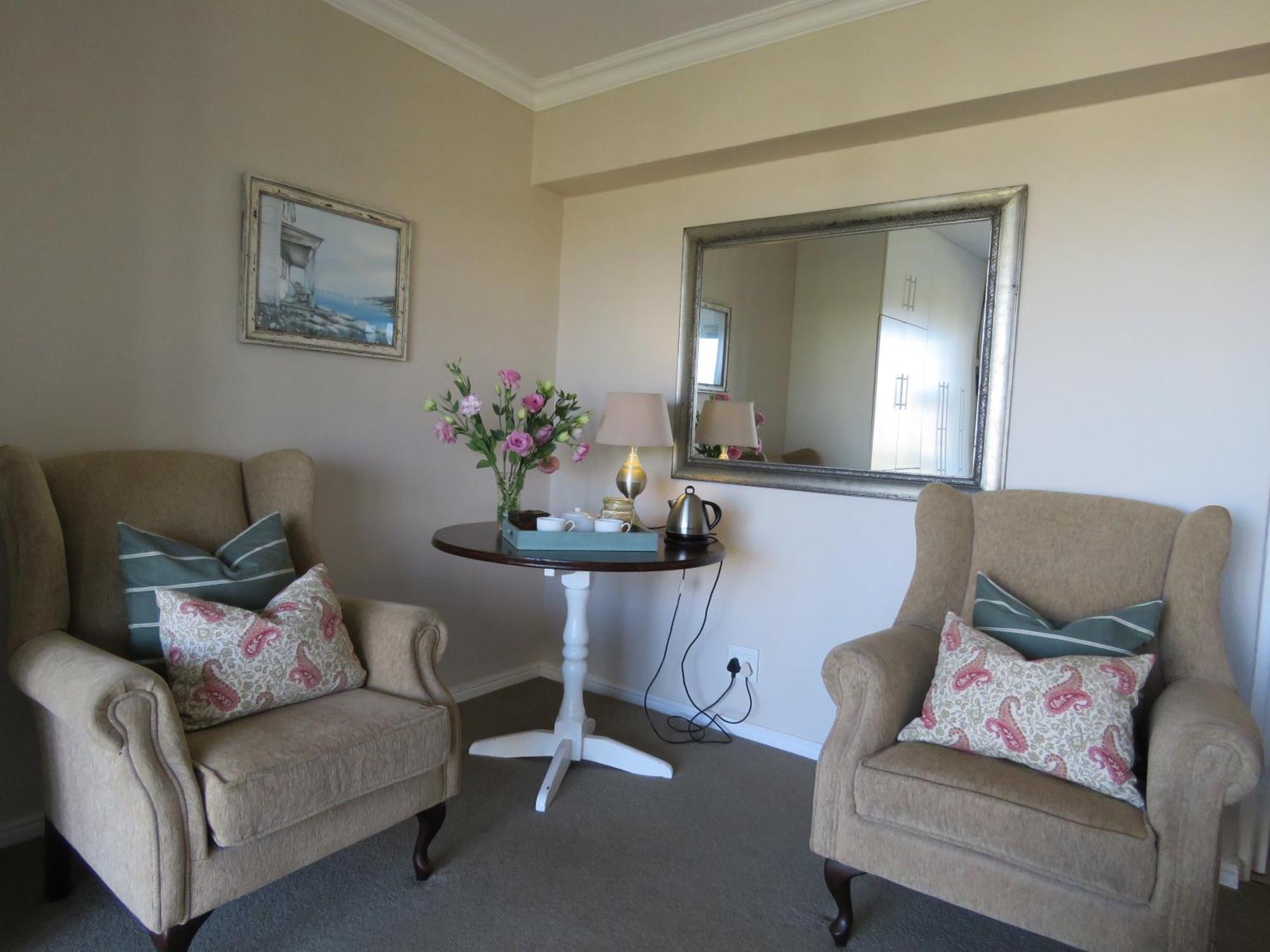 The Beach House Port Alfred Room photo